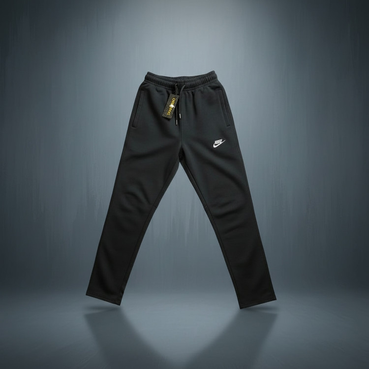 اسلش مردانه با تنفس پذیری بالا و بادوام برند NiKE